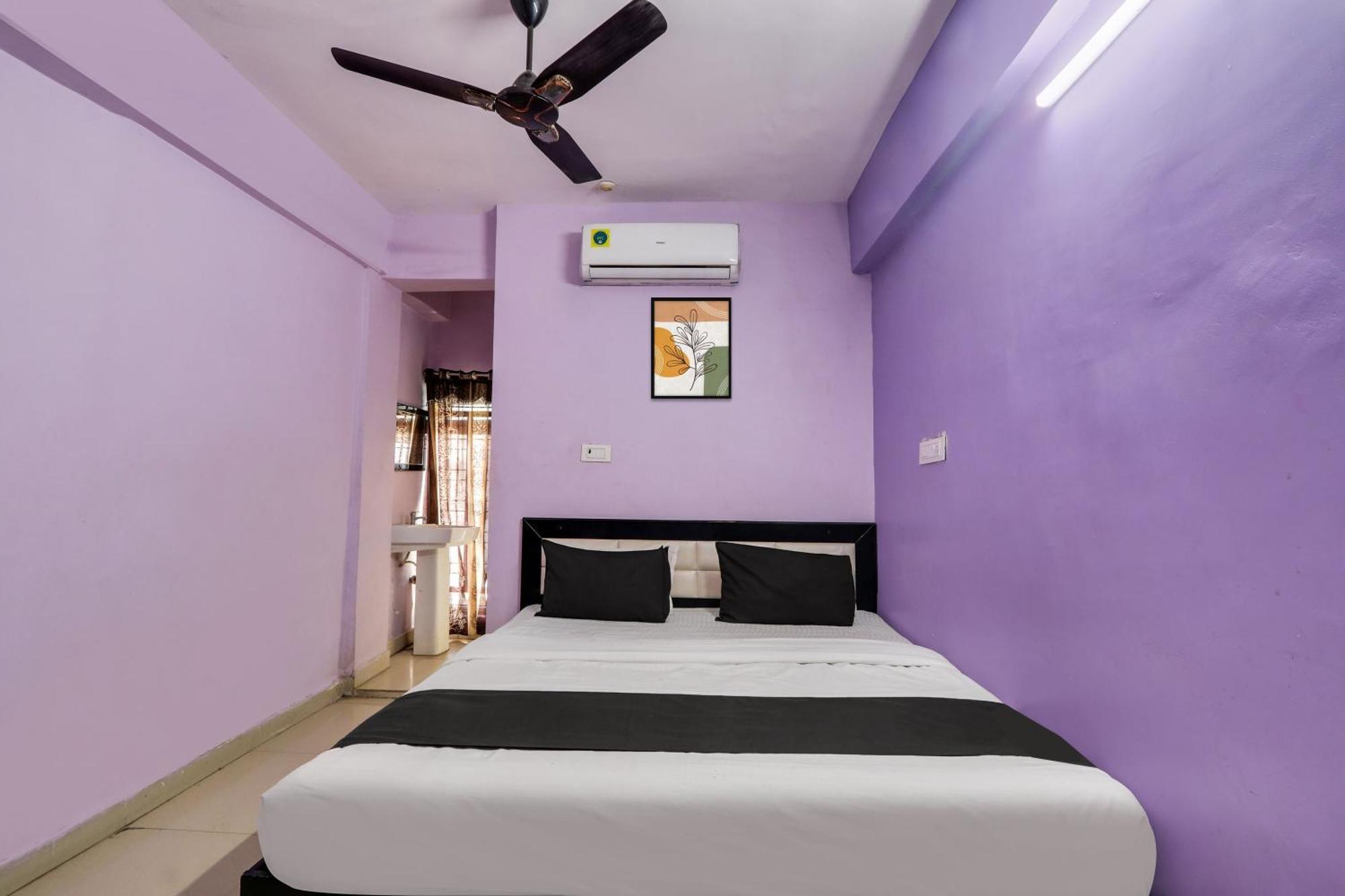 Hotel O Grand Hotel And Lodge Sangareddy Exterior foto