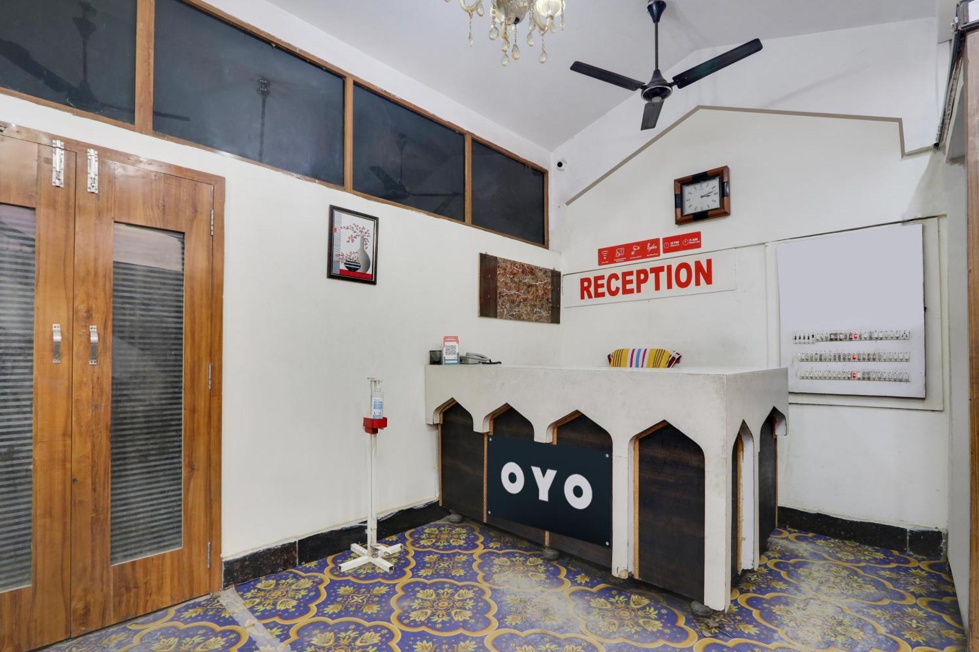Hotel O Grand Hotel And Lodge Sangareddy Exterior foto